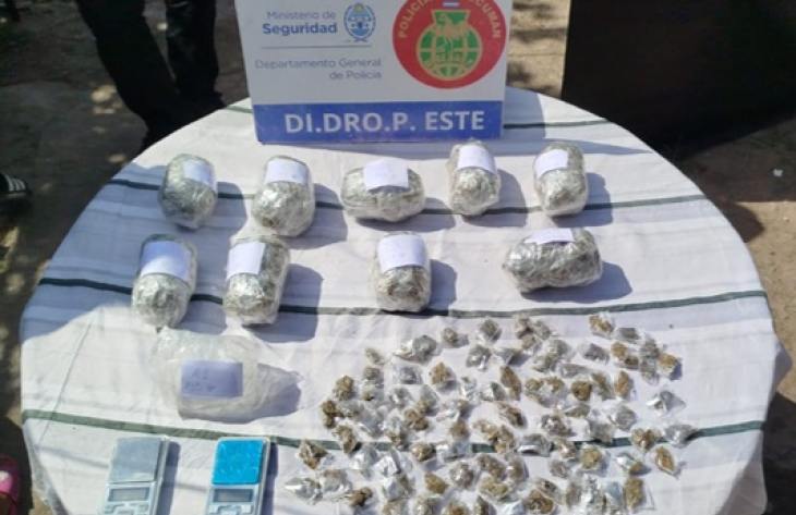 Decomisan más de un kilo de marihuana fraccionada y aprehenden a un sospechoso