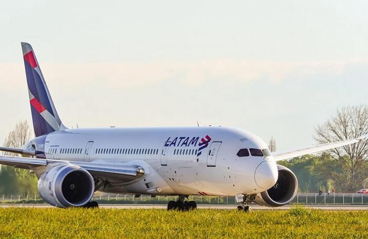 LATAM cancela la ruta Tucumán – Lima por altos costos aeroportuarios en Perú