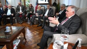 El oficialismo tucumano busca repetir el esquema de 2019 y 2023 para adelantar las elecciones provinciales a junio de 2027